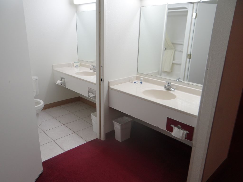 Rock Creek Hotel Sabetha Phòng bức ảnh